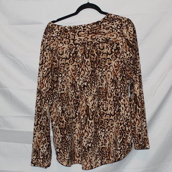 Merona, Blouse, XXL, Leopard Print, Half-button, Scoop Neck, Lightly Used - Picture 2 of 4